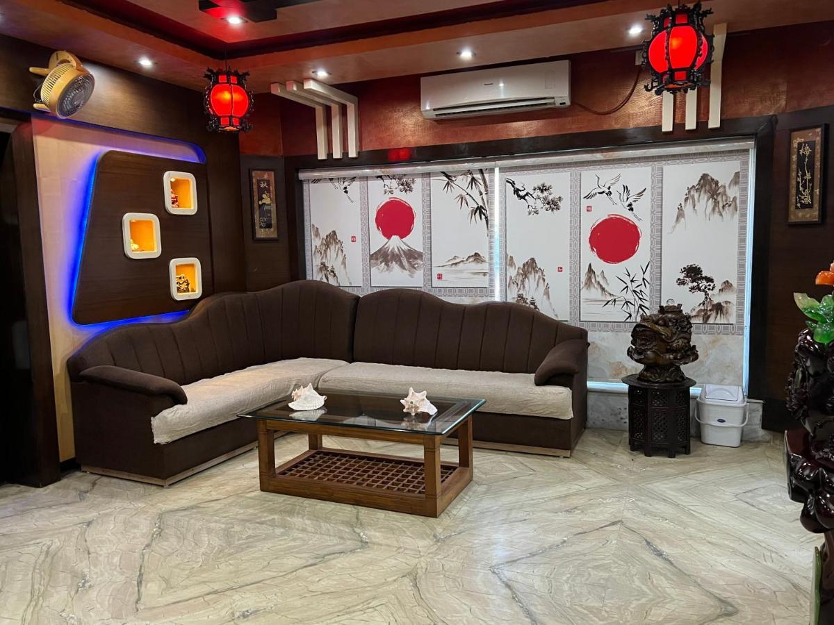 Hotel Lee Garden Near To Blue Flag Beach 500 Mtrs بوري المظهر الخارجي الصورة