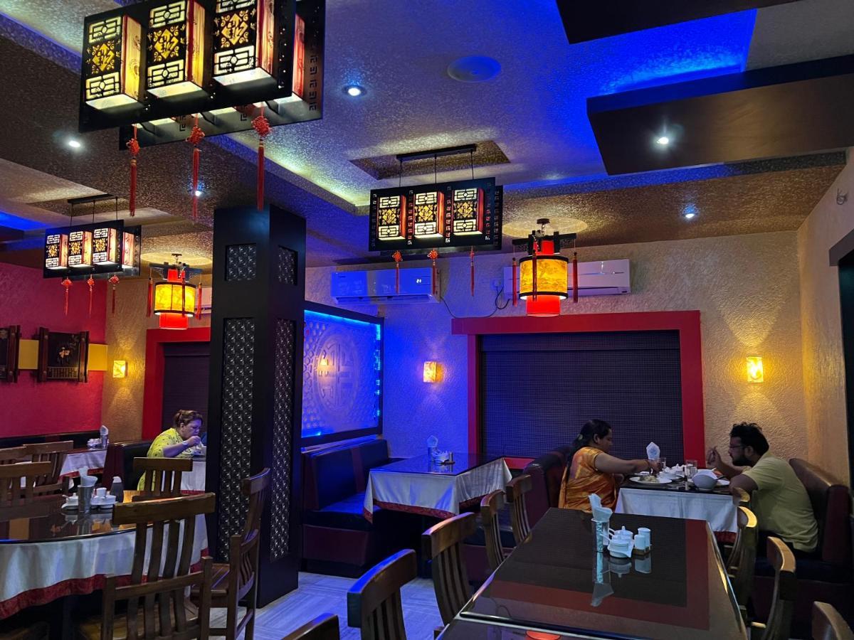 Hotel Lee Garden Near To Blue Flag Beach 500 Mtrs بوري المظهر الخارجي الصورة
