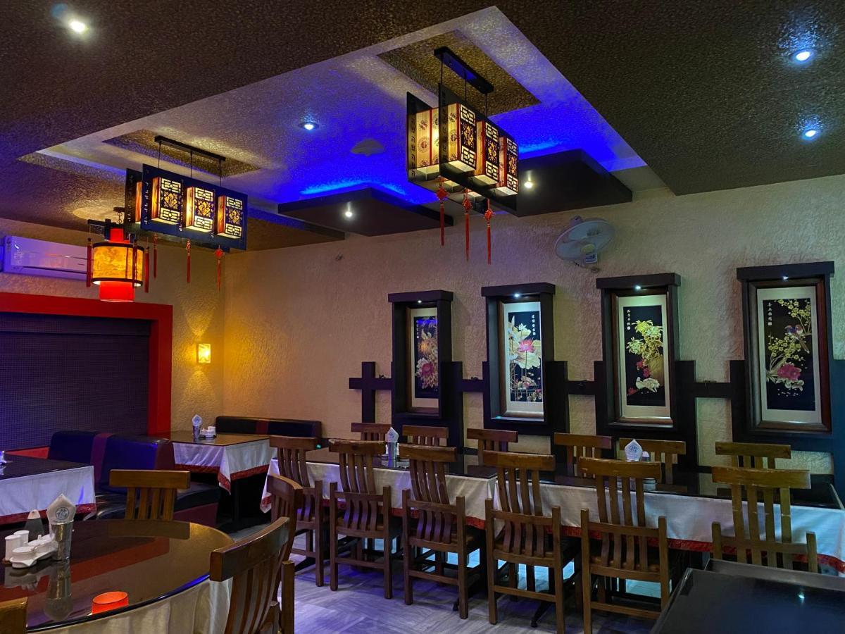 Hotel Lee Garden Near To Blue Flag Beach 500 Mtrs بوري المظهر الخارجي الصورة