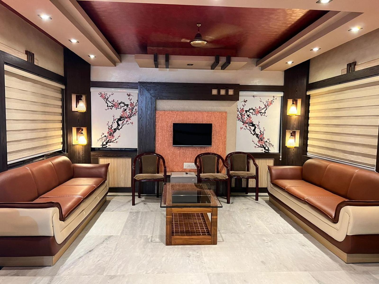 Hotel Lee Garden Near To Blue Flag Beach 500 Mtrs بوري المظهر الخارجي الصورة