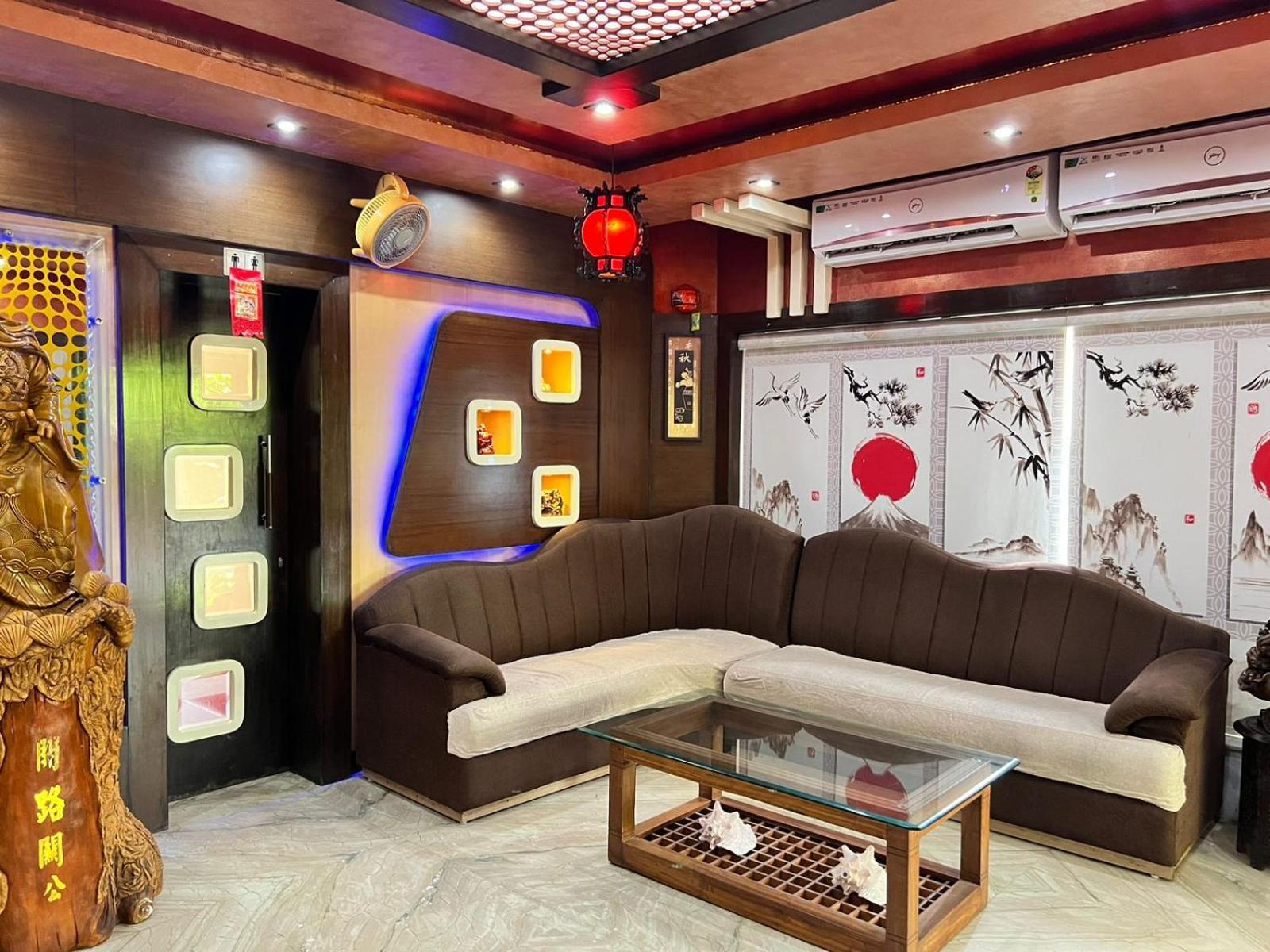 Hotel Lee Garden Near To Blue Flag Beach 500 Mtrs بوري المظهر الخارجي الصورة