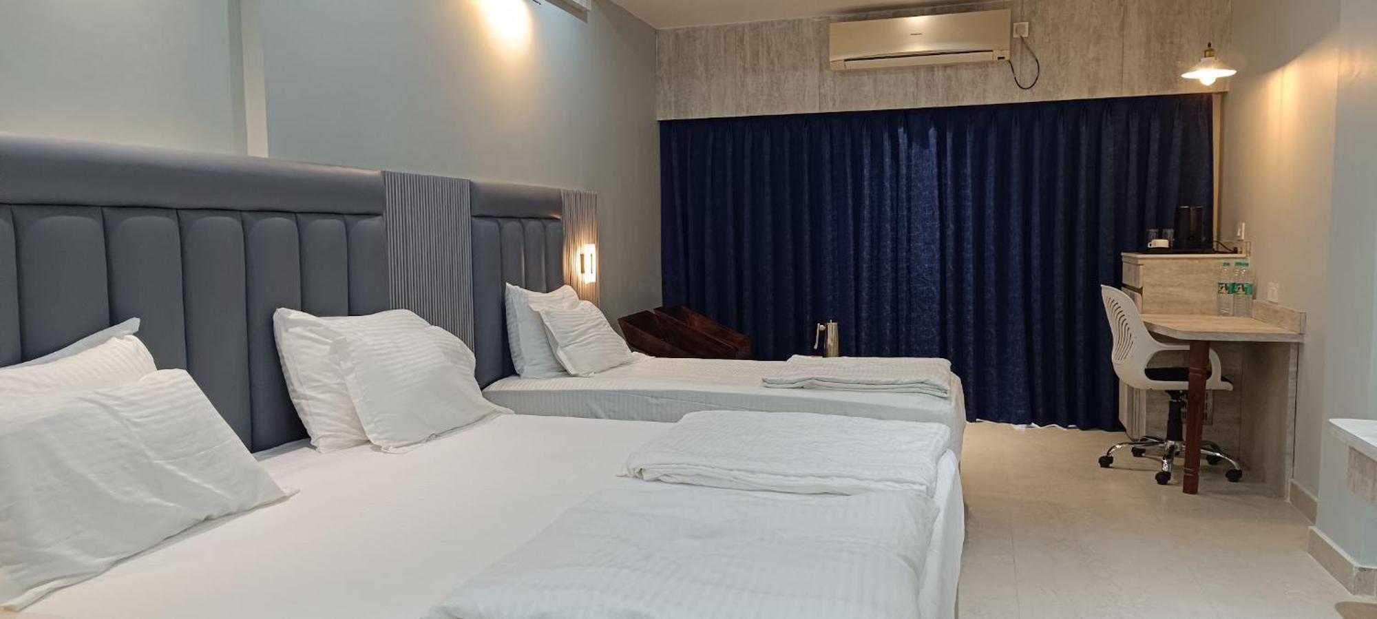 Hotel Lee Garden Near To Blue Flag Beach 500 Mtrs بوري المظهر الخارجي الصورة